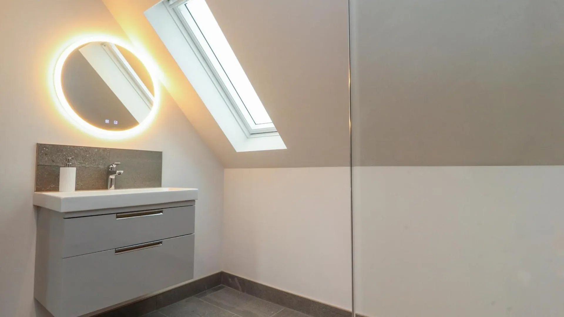 Holiday home Treetops Newton  United Kingdom